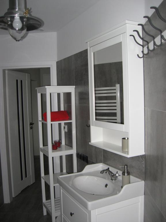 Mleczarnia Z Prywatnym Jacuzzi Villa Mikolajki  Exterior photo