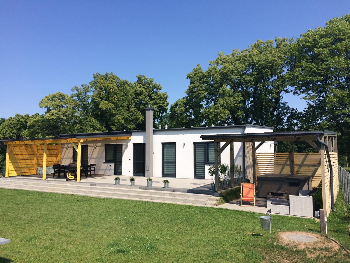 Mleczarnia Z Prywatnym Jacuzzi Villa Mikolajki  Exterior photo